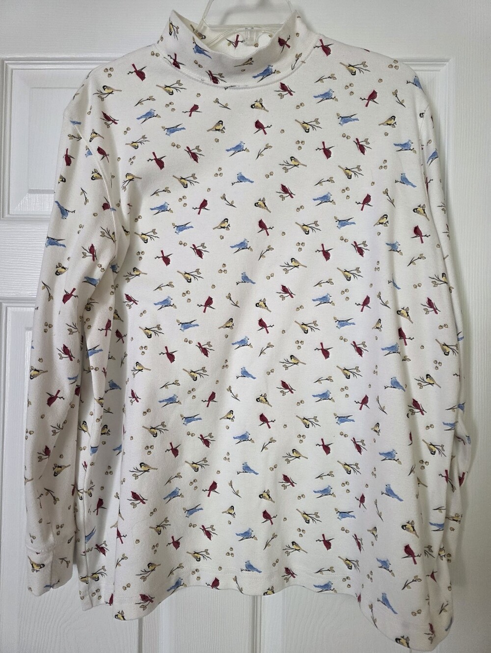 Hastings & Smith Cream Bird Print Mock Neck Turtleneck Long Sleeve Top Cardinals